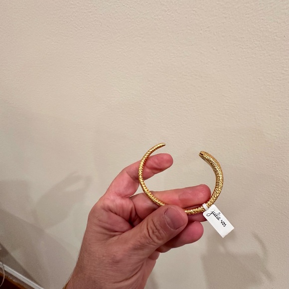 NWT RARE AUTHENTIC Julie Vos Textured Snake Open Cuff - Picture 11 of 17